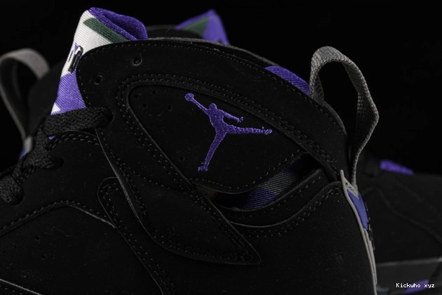 304775-053 7 Air Retro Jordan Allen Ray Bucks 0519